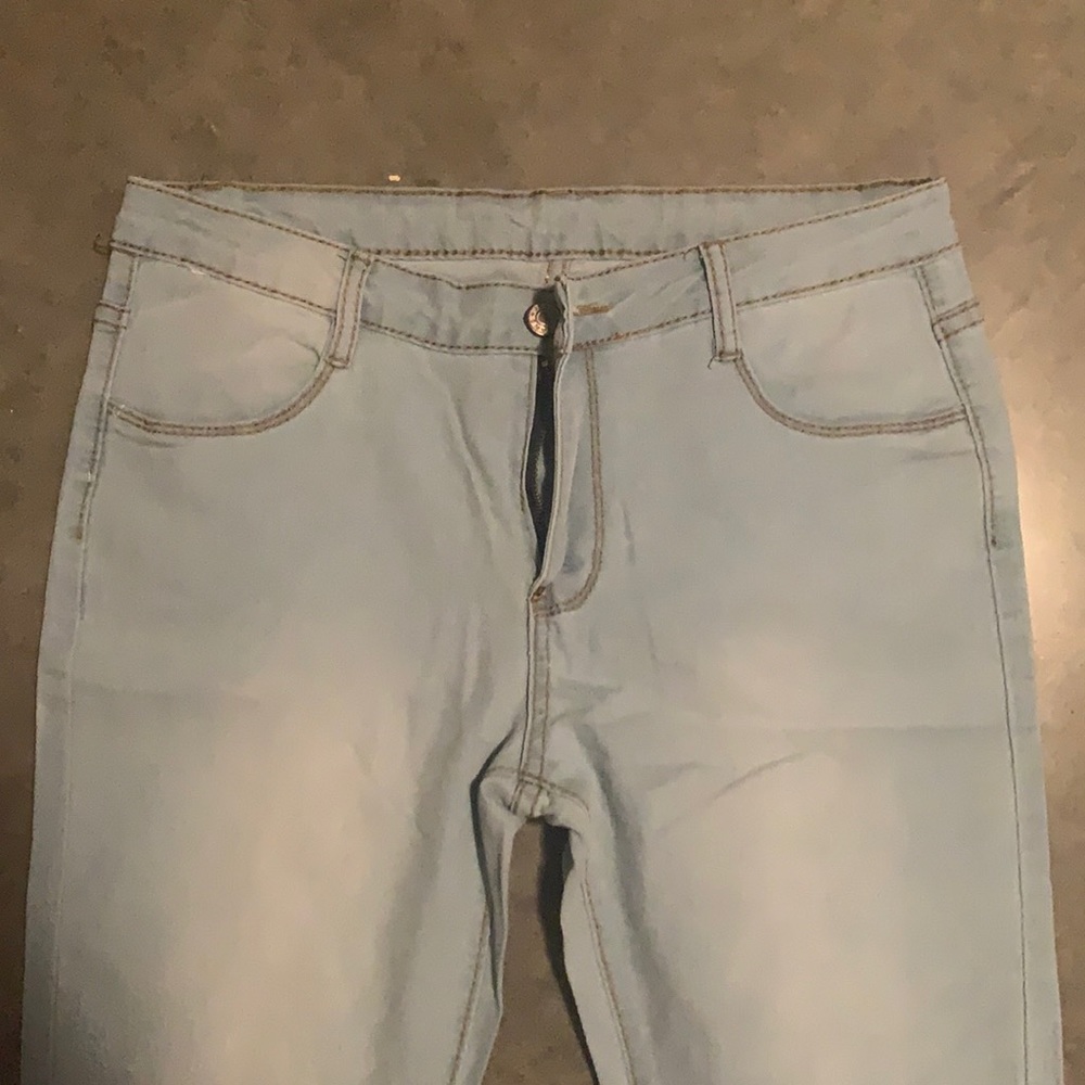 Light wash Skinny Jeans